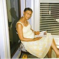 Catherine Keen Photo 7