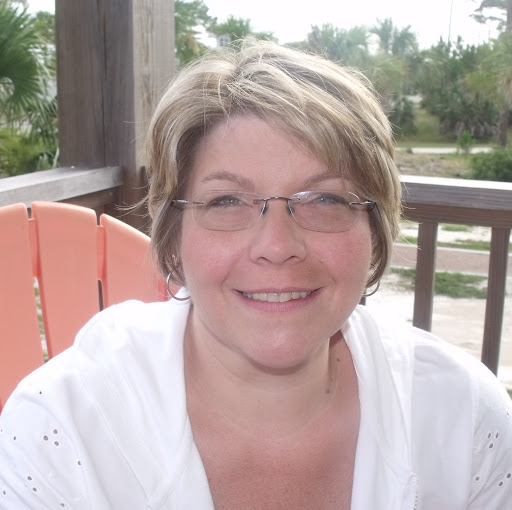 Sarah Mayes Photo 25