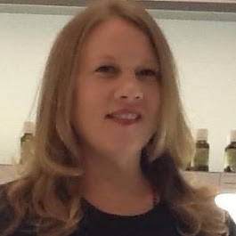 Karen Holmes Photo 19