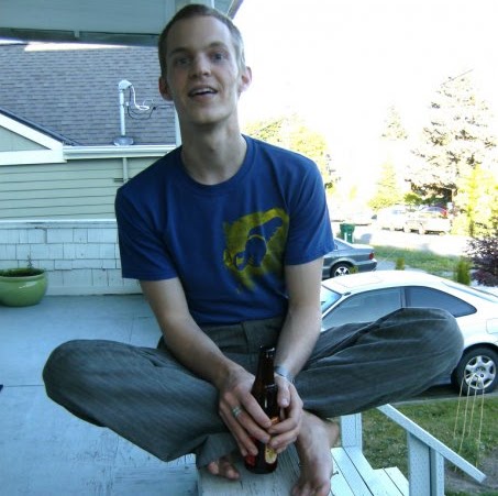 Aaron Small Photo 32