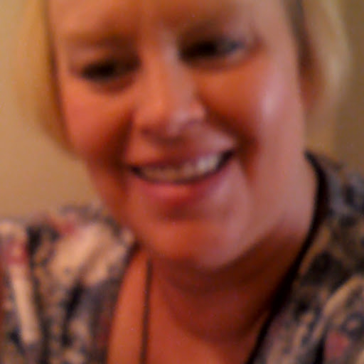 Belinda Jones Photo 36