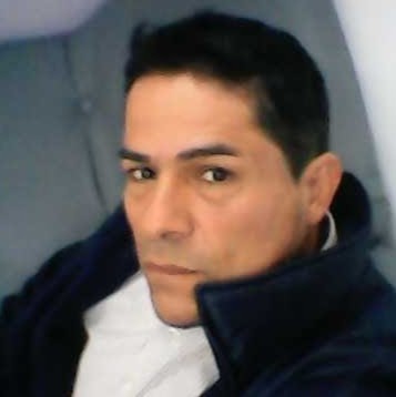 Ricardo Mendoza Photo 8