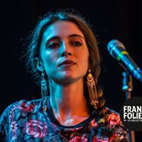 Lisa Debauche Photo 11