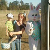 Laura Singleton Photo 28