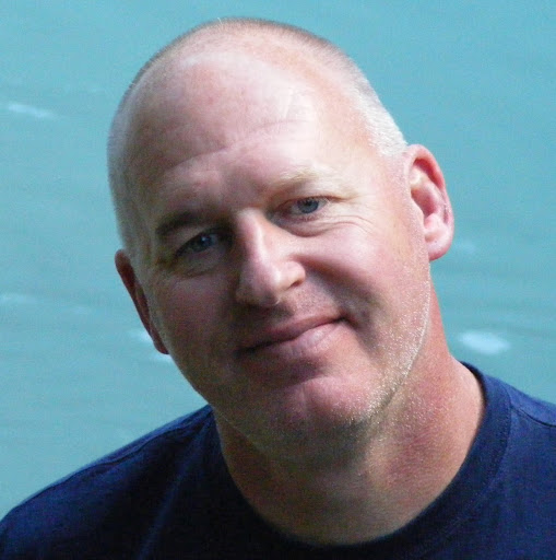 Erik Howell Photo 27