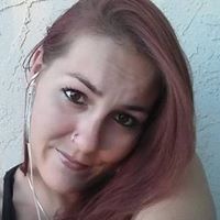 Colleen Hamilton Photo 16