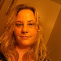 Sarah Demott Photo 7