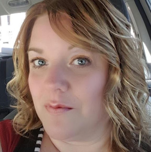 Stephanie Haney Photo 16