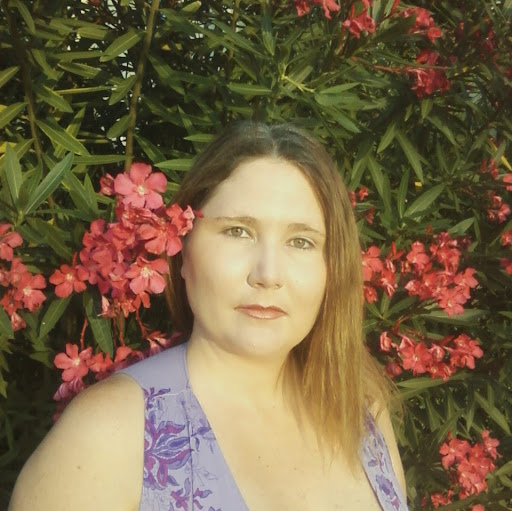 Elisabeth Williams Photo 35