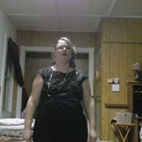 Alicia Crowley Photo 5