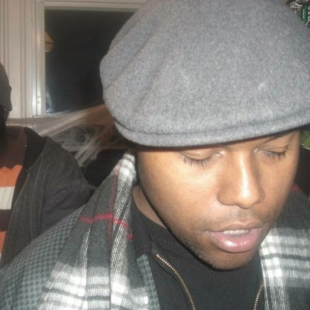 Charles Cheek Photo 29