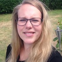 Julia Andresen Photo 4