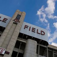 Kyle Field Photo 22
