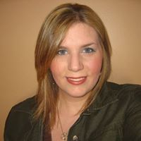 Janelle Swanson Photo 22