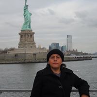 Beatriz Calderon Photo 15