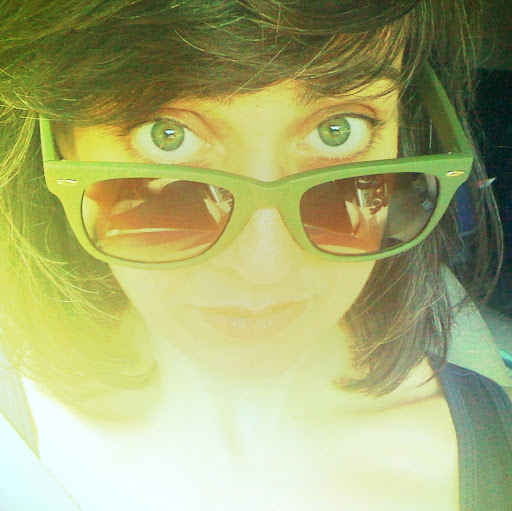 Elizabeth Healy Photo 13