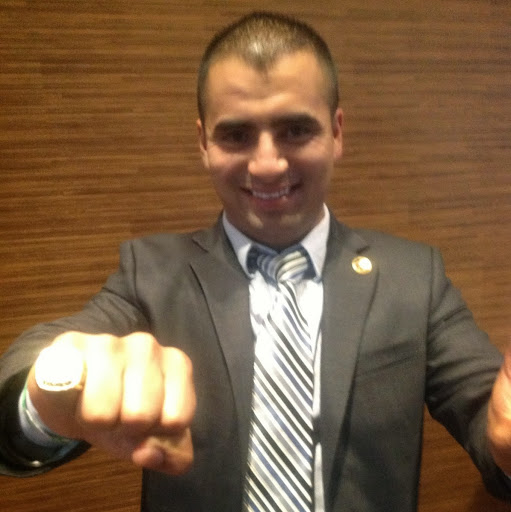 Ricardo Galvan Photo 17