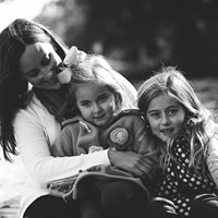 Amanda Kuhn Photo 31