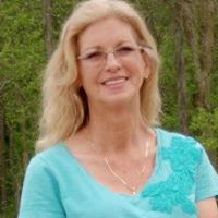 Michele Miller Photo 47
