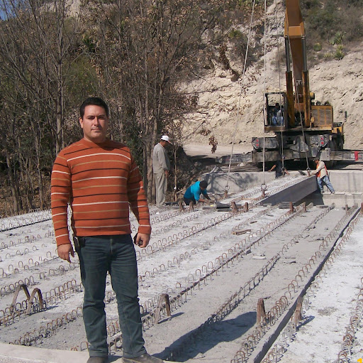 Raul Trevino Photo 25