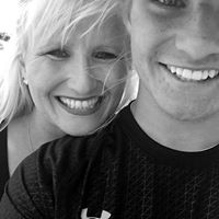 Julie Sellers Photo 6