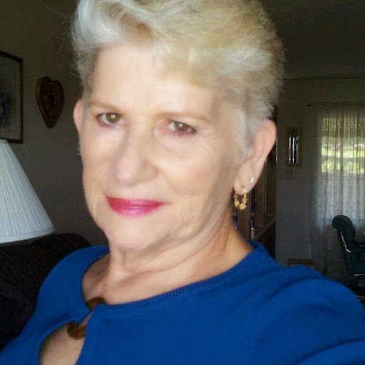 Anna Pratt Photo 9