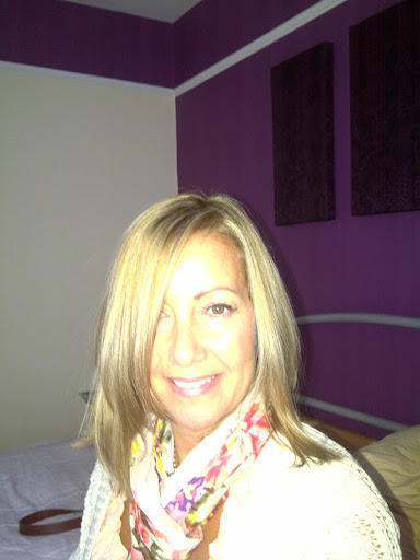 Julie Mercer Photo 23