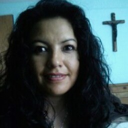 Claudia Alanis Photo 6