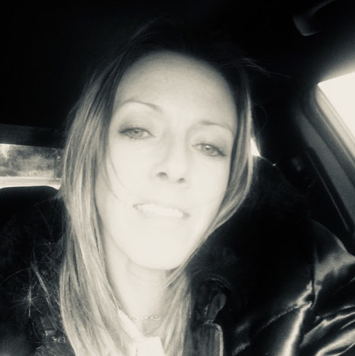 Sarah Cary Photo 17