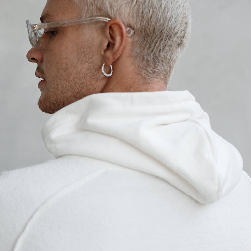 Daniel Button Photo 19