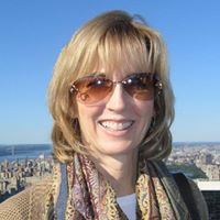 Julie Oakley Photo 18