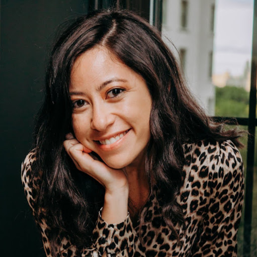 Claire Stern Photo 4