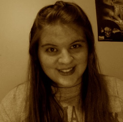 Kristin Watson Photo 11