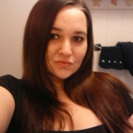 Amber Wilburn Photo 7
