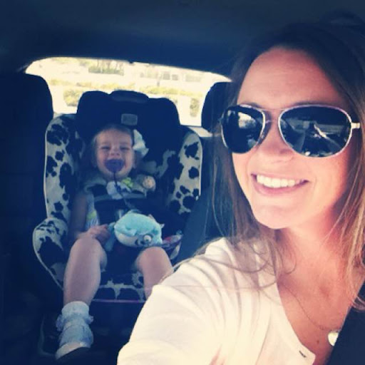 Carly Nichols Photo 8