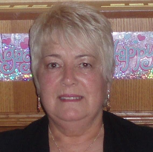 Jean Collins Photo 41