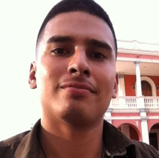 Chris Ulloa Photo 13