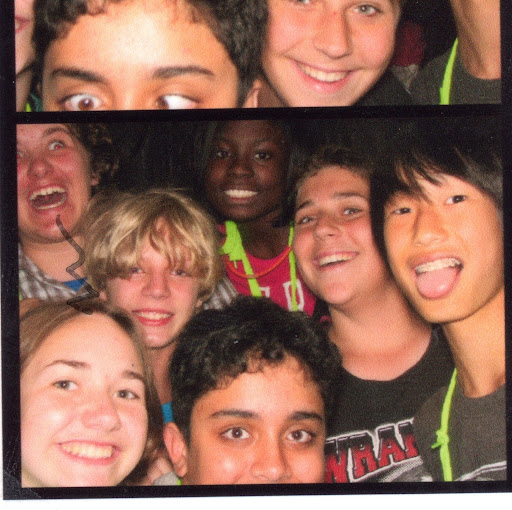 Kelly Pierce Photo 27