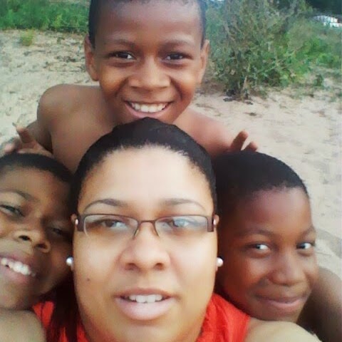 Kristal Thomas Photo 14