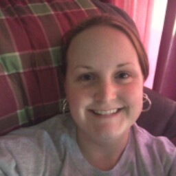 Laura Pittman Photo 35