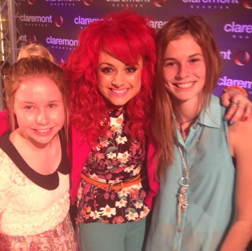 Tamara Henderson Photo 42