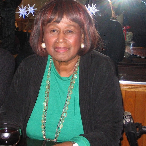 Priscilla Hood Photo 4