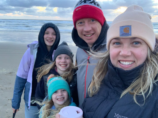 Elizabeth Denton Photo 41