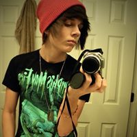Dustin Moore Photo 20