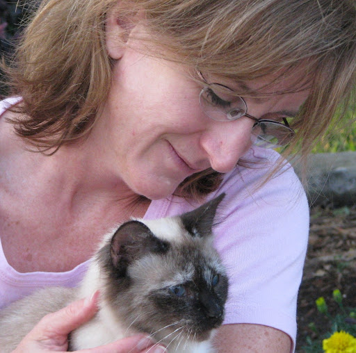 Teri Anderson Photo 17