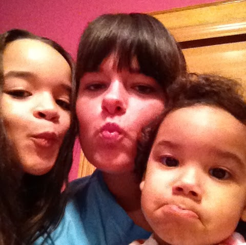 Sara Simpson Photo 17