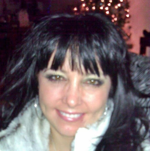 Angela Kelley Photo 48