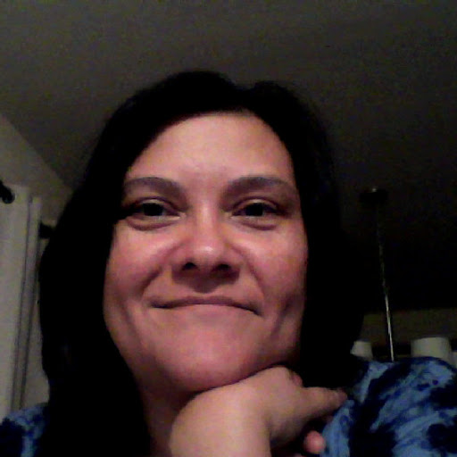 Sarah Lindsay Photo 14