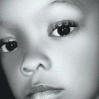 Renea Robinson Photo 12