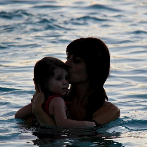 Julie Applegate Photo 13